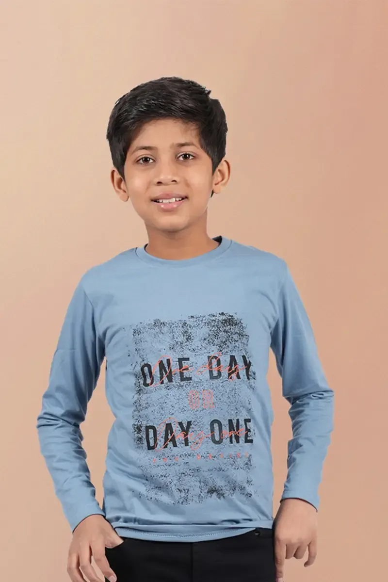 Boy's Cotton Printed T-shirt   00385478YRSBLU