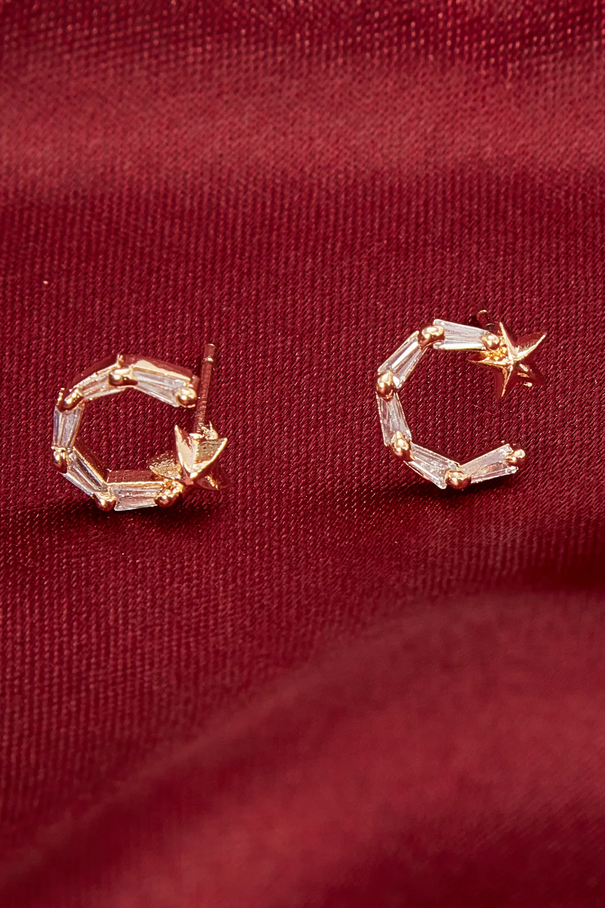 Sparkle Star Cubic Zirconia Stud Earrings for Girls & Women