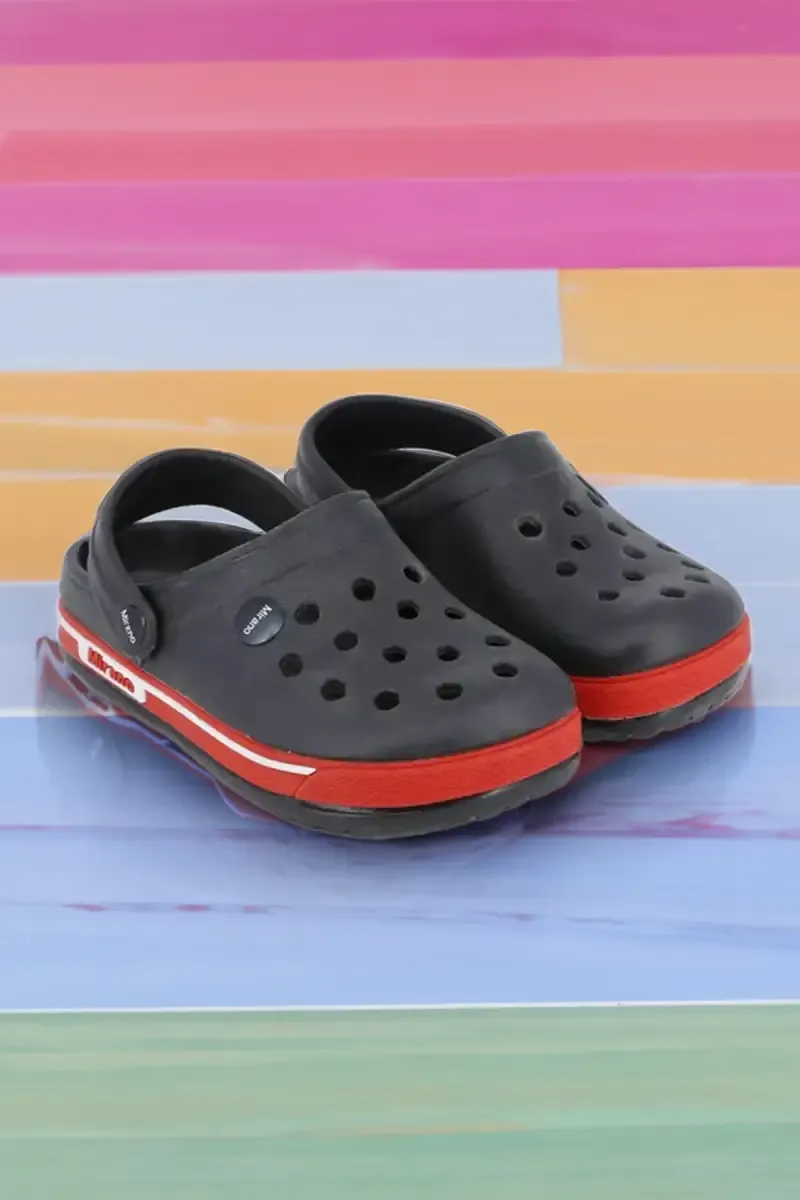 Casual Solid Clogs for Boys 0112777YRSBLA