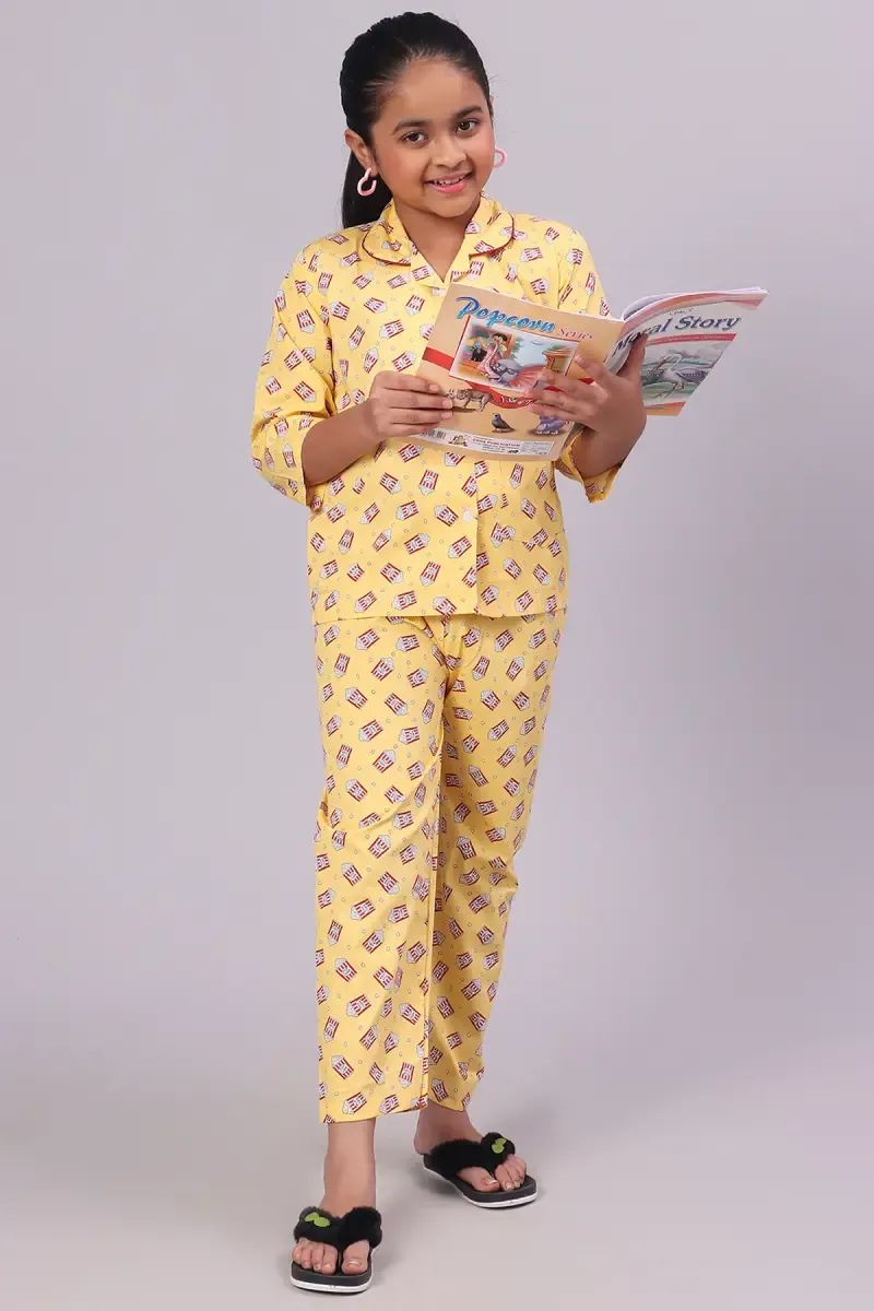Girl's Cotton Blend Printed Pyjama Set (1 - 10 Yrs) 015192YEL56YRS