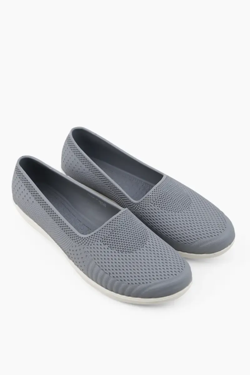 Slip-On Casual Bellies for Women