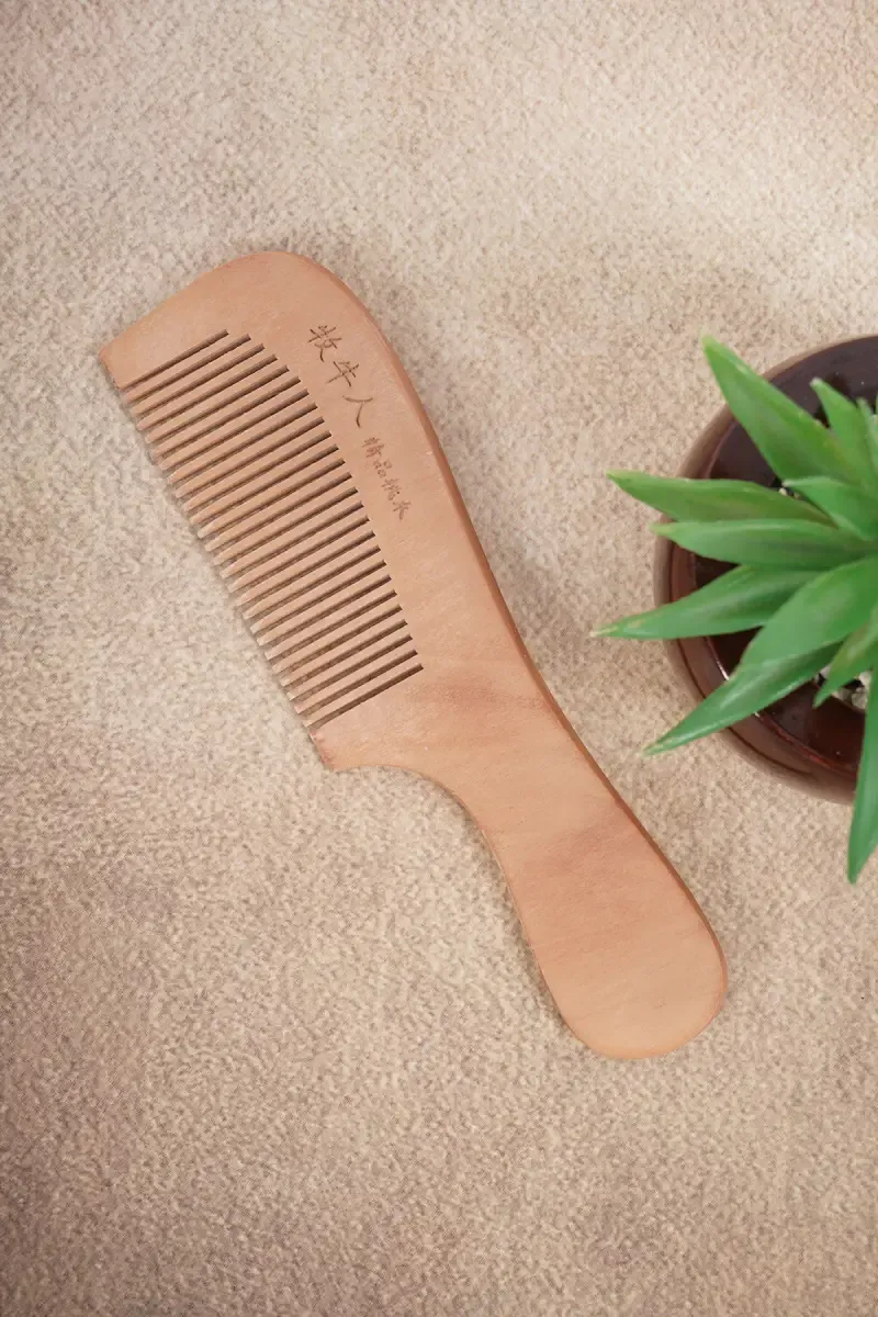 Wooden Hair Comb (Brown) - Pack of 1 
