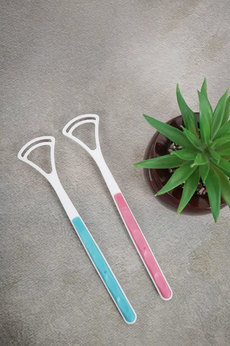 DR.ZARVA Tongue Cleaner (Pink & Blue)- Pack of 2 (Design May Vary) 029858PIN&BLU