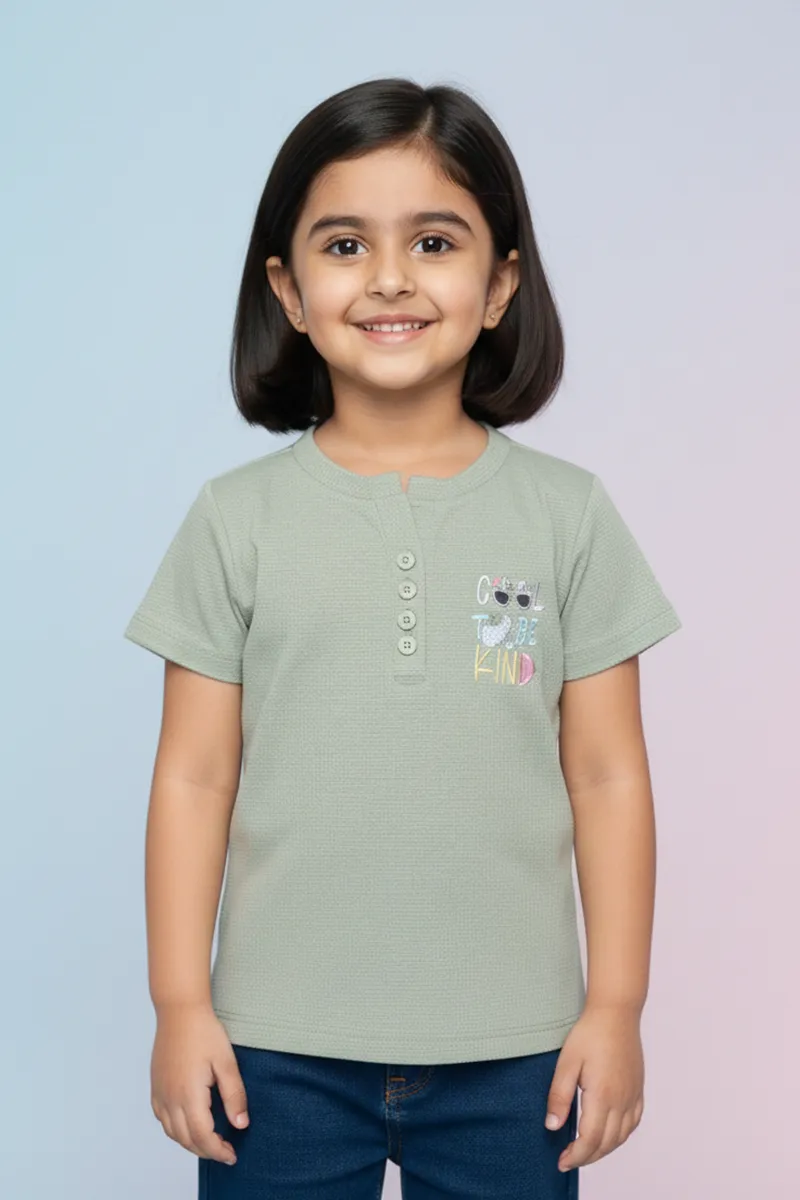 Printed Half-Sleeve Ribbed T-Shirt for Girls - Green CLGT00205GRN78YR